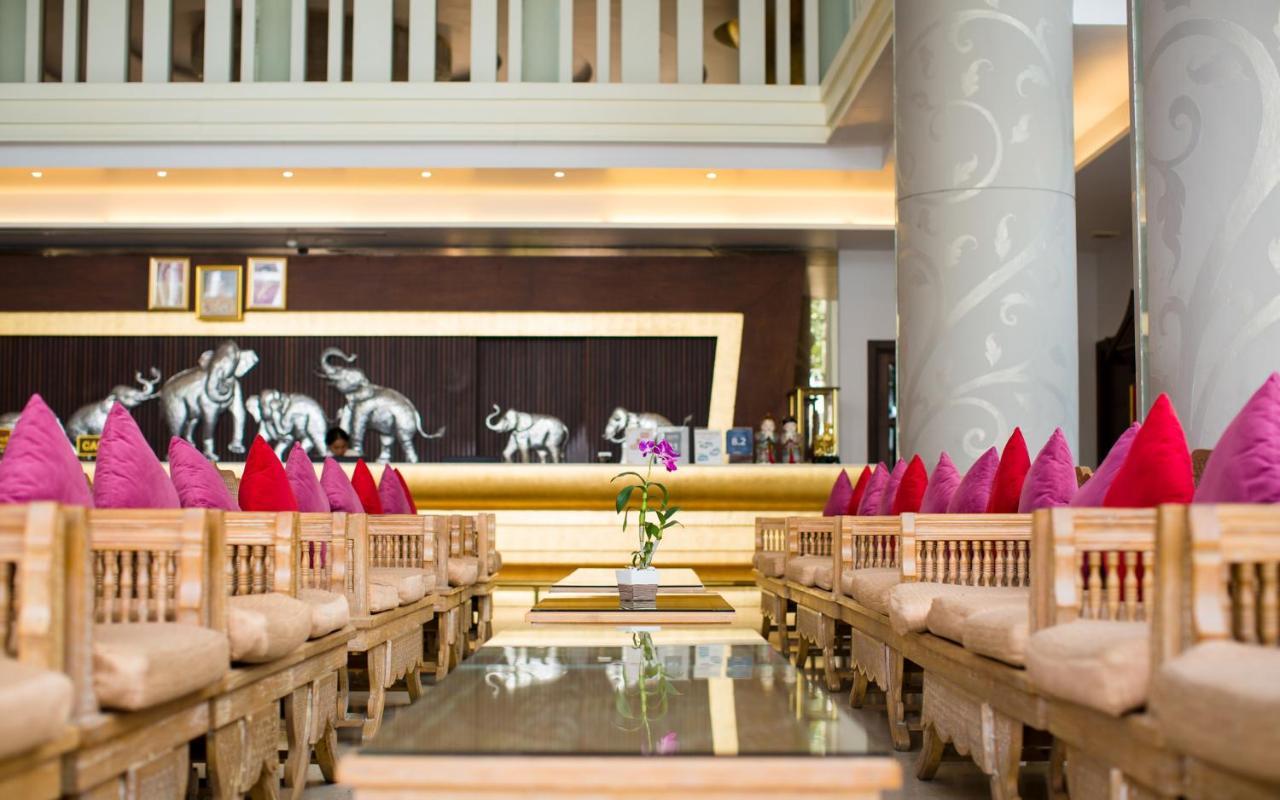 Aiyara Grand Hotel Pattaya Exterior foto
