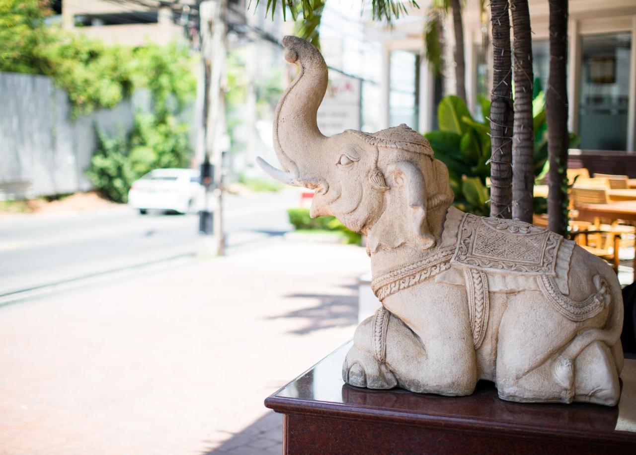 Aiyara Grand Hotel Pattaya Exterior foto